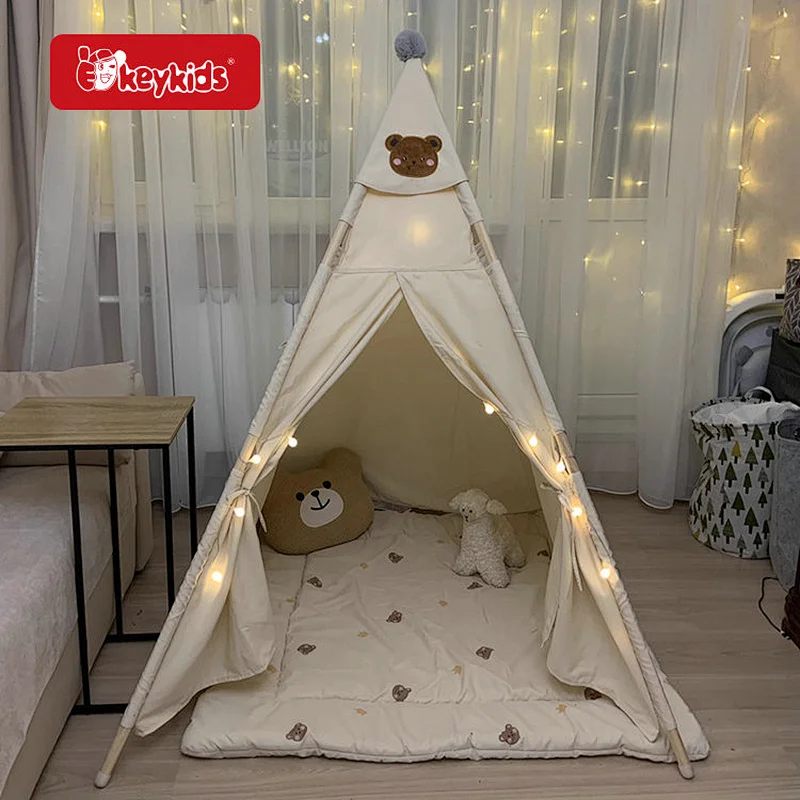 Beige Kids Teepee Tent, Indoor Outdoor Playhouse with Window for Imaginative Play W08L160